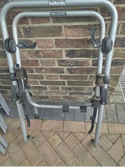 Photo of free Halfords bicycle rack (Redhill RH1) #1