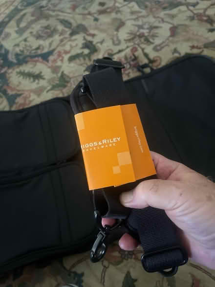 Photo of free Briggs & Riley Garment Bag (Palo Alto downtown north.) #2