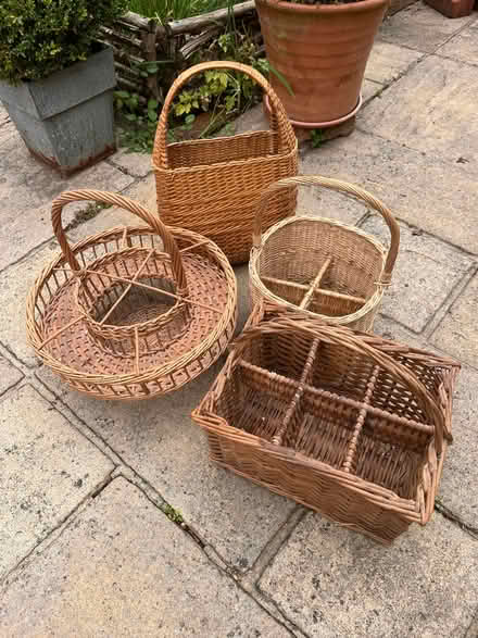 Photo of free 4 wine carrier baskets (Hales Bridge RH5) #1