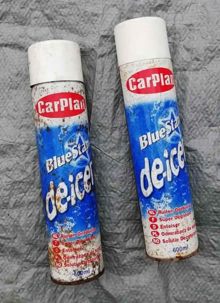Photo of free Car de-icer (Cheshunt EN7) #1