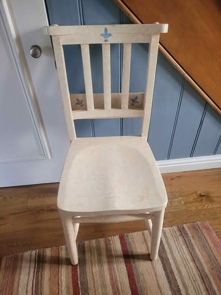 Photo of free Painted church chair (SO18) #1