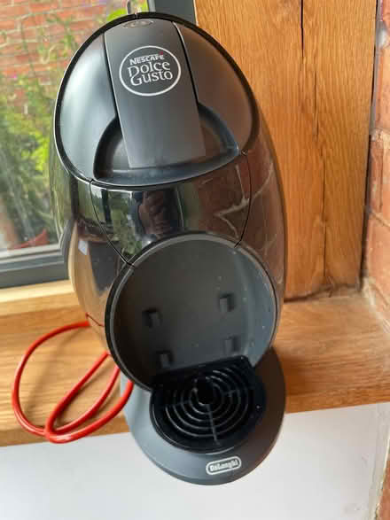 Photo of free Dolce gusto coffee machine (Ellastone DE6) #1