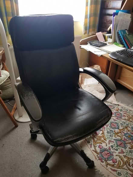 Photo of free Office chair (Oldfield Park) #1