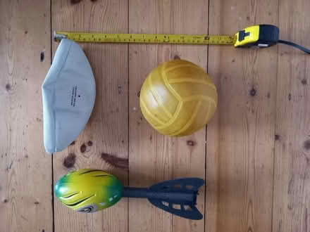 Photo of free Small balls and throw toy (Loughborough Junction SE5) #1