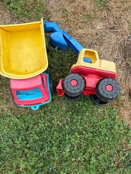 Photo of free Beach toys (BA14) #1