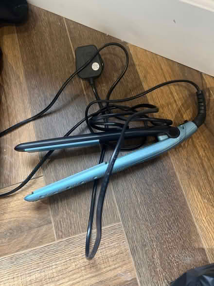 Photo of free Remington straighteners (SE20) #1