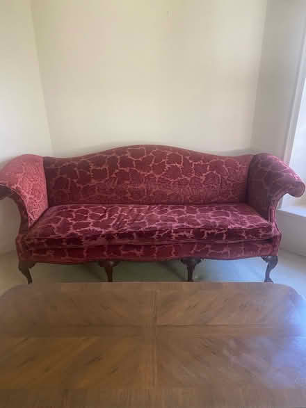 Photo of free Sofá, chair, table (North Plainfield) #3