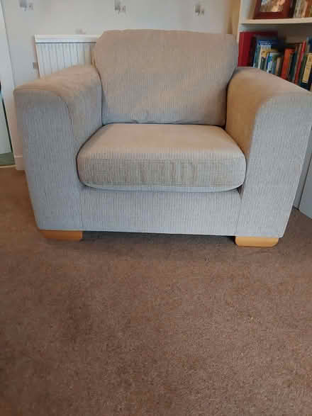 Photo of free Armchair (Hareleeshill ML9) #1