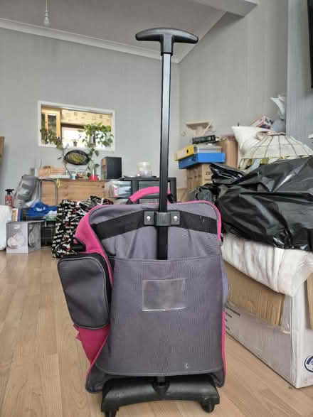 Photo of free Child's travel case (SE18) #3