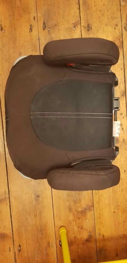 Photo of free Child high back booster seat (B17) #3