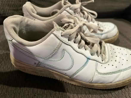 Photo of free Nike Air Men’s size 7.5 (94304) #1