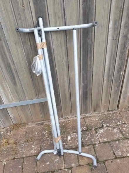 Photo of free clothes rail (Wellington Heath HR8) #1
