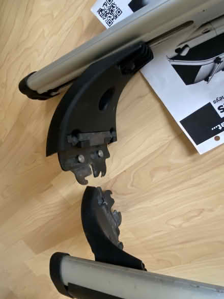 Photo of free Roof bars and feet (Oakwood derby) #2