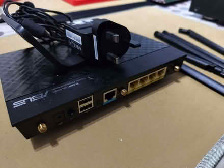 Photo of free WiFi router (High Shincliffe DH1) #2
