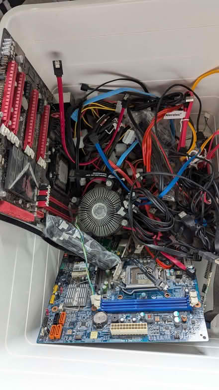 Photo of free Computer bits, connectors etc (Cutteslowe OX2) #1