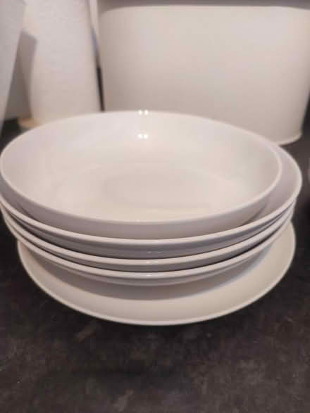 Photo of free Pasta and cereal bowls (L25) #1