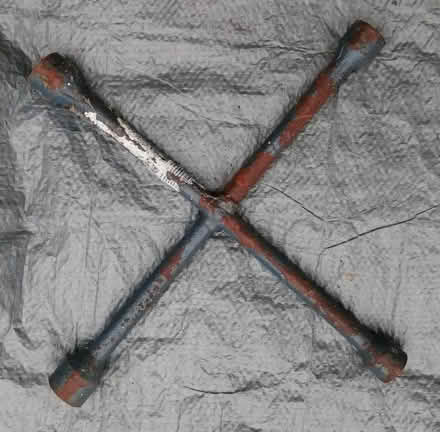 Photo of free Cross wrench (Cheshunt EN7) #1