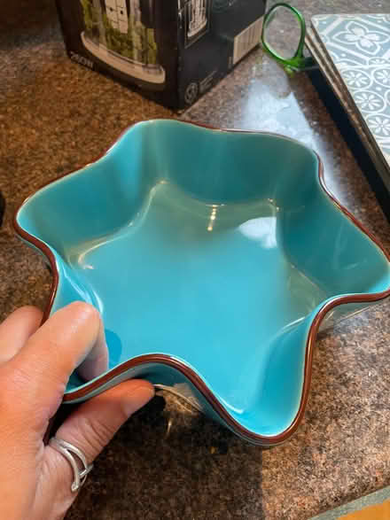 Photo of free 4 bowls (Clermiston EH4) #1