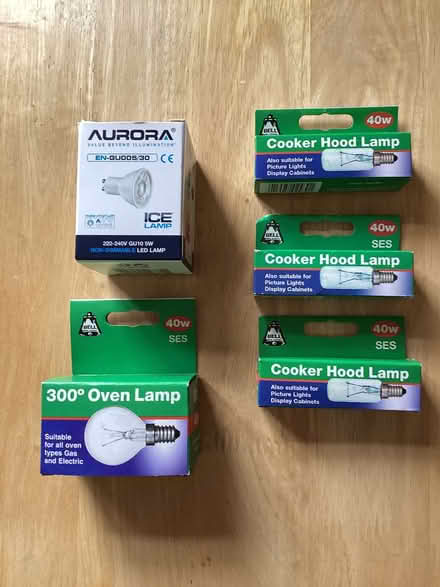 Photo of free Variety of lightbulbs inc oven lamp and 3 cooker hood lamps (Eastbourne BN20) #1