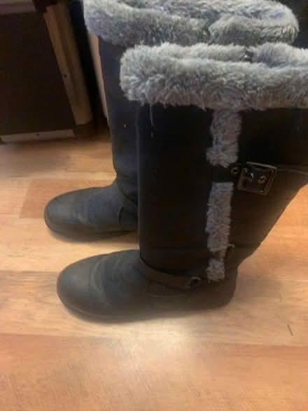 Photo of free Winter boots (Dalry EH11) #1