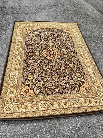 Photo of free Indoor Rug - 5' x 7.5' (New Market, Md Lake Linganore) #1