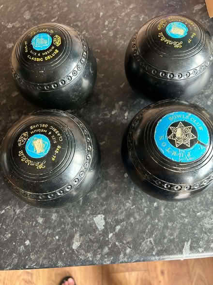 Photo of free Size 4 medium bowls (Lydiard Millicent SN5) #1