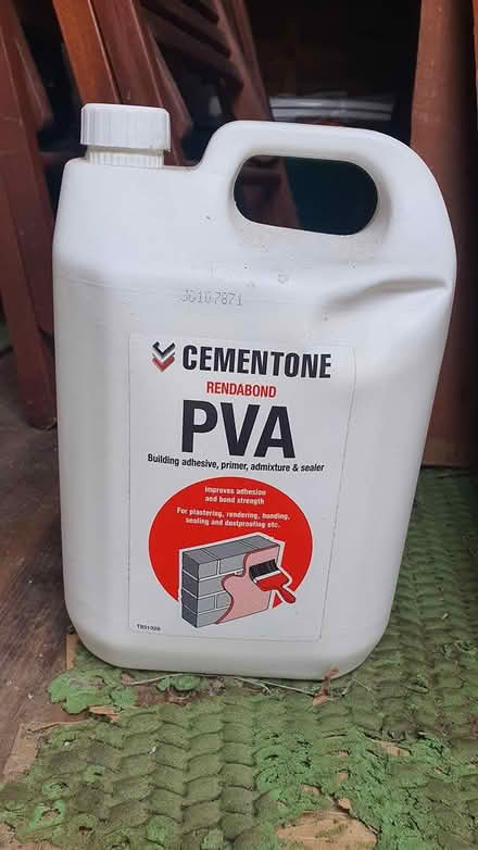 Photo of free PVA bond 5l and sealaproof 2.5l (Tooting Bec, SW17) #2