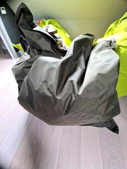 Photo of free Fat boy maxi gaming cushions (Walton-on-Thames KT12) #2