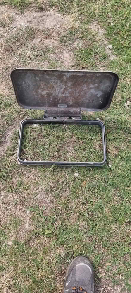 Photo of free Steel bin cover (Croydon, CR0) #1