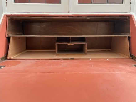 Photo of free Desk / dresser (Heaton Chapel SK4) #3