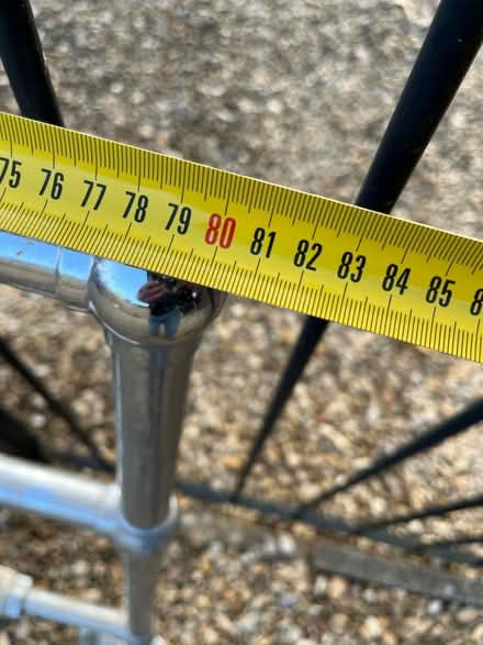 Photo of free Old fashioned radiator (GL2) #4