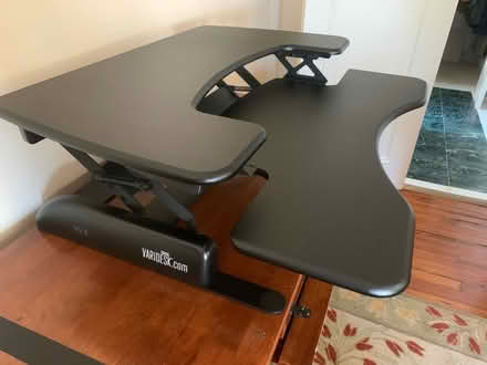 Photo of free Standing desk (West 90s) #1
