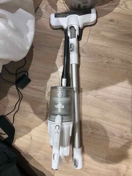 Photo of free Bush hoover (SE20) #1