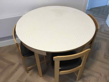 Photo of free Table and chairs (Kilborn Rd area, Wboro NN8) #4