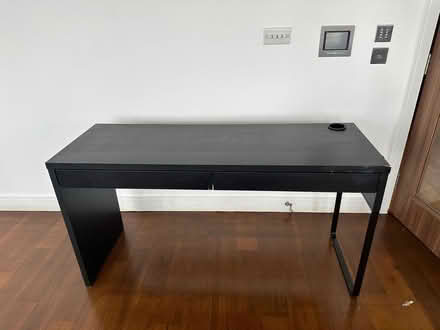 Photo of free Working table (Hendon NW4) #1