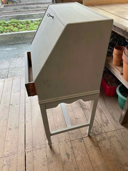 Photo of free Old fashioned writing desk (Cottam, PR4) #1