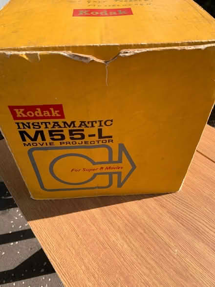 Photo of free Kodak super 8 movie projector (Dalry EH11) #1