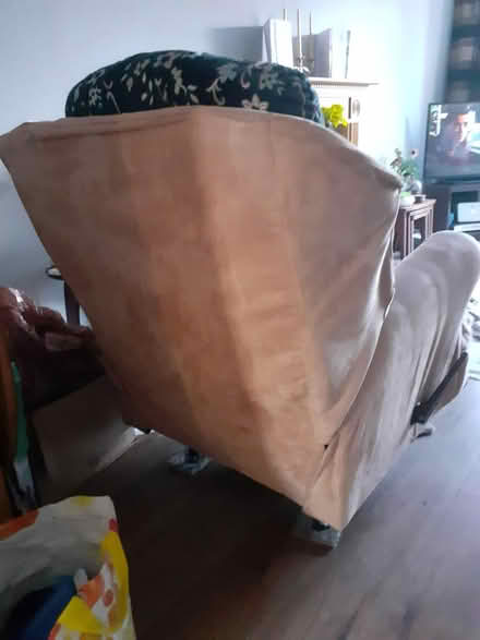 Photo of free Manual recliner chairs (DY5 3YB) #3
