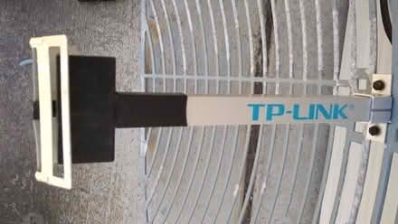 Photo of free TP-Link 2.4GHz Grid Parabolic Antenna #1