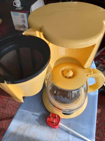 Photo of free coffee filter (Southwick BN42) #2