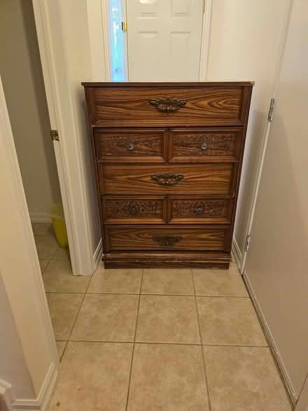 Photo of free Dresser (vanier) #1