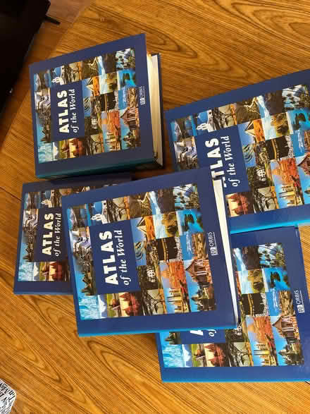 Photo of free Atlas of the World (Newburgh KY14) #1