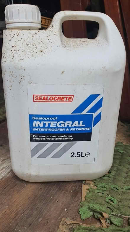 Photo of free PVA bond 5l and sealaproof 2.5l (Tooting Bec, SW17) #1
