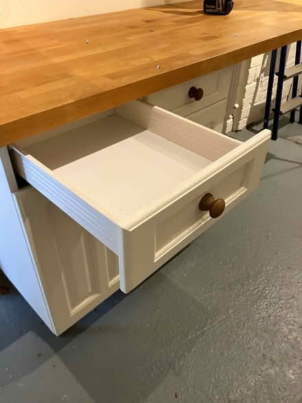 Photo of free Kitchen units/wardrobe-cupboard (Swarkestone) #3