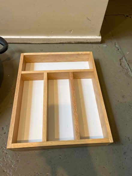 Photo of free Large wok, pan and cutlery divider (Nw10 4rb) #4