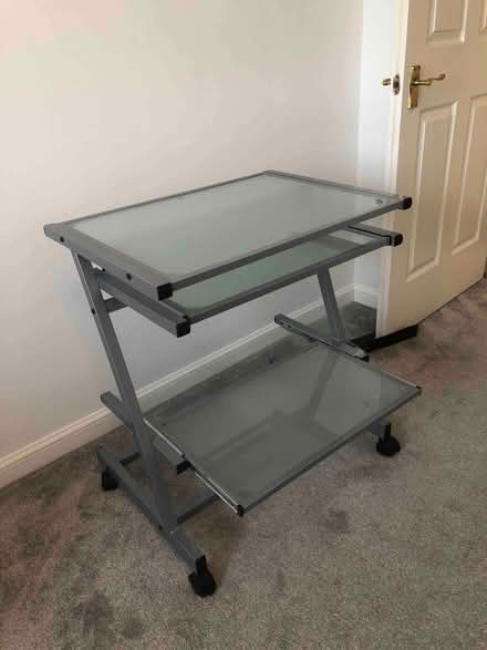Photo of free Computer desk with wheels (Erith DA8) #2