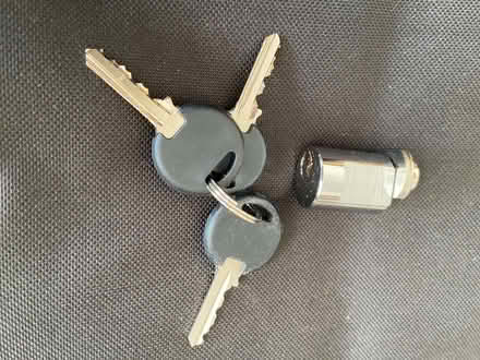 Photo of free Barrel lock for storage container i.e. Yellow Box /Shurguard (Epping CM16) #1