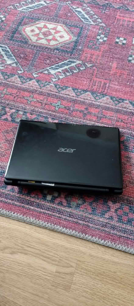 Photo of free Working Acer notebook (East croydon) #1