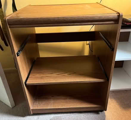 Photo of free Printer stand (Halethorpe) #1
