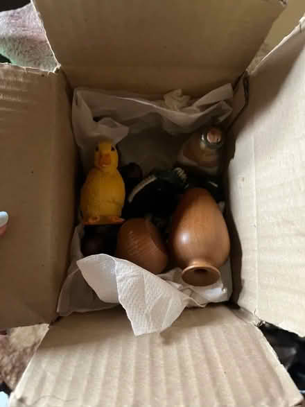 Photo of free Miscellaneous ornaments (Chessington KT9) #1